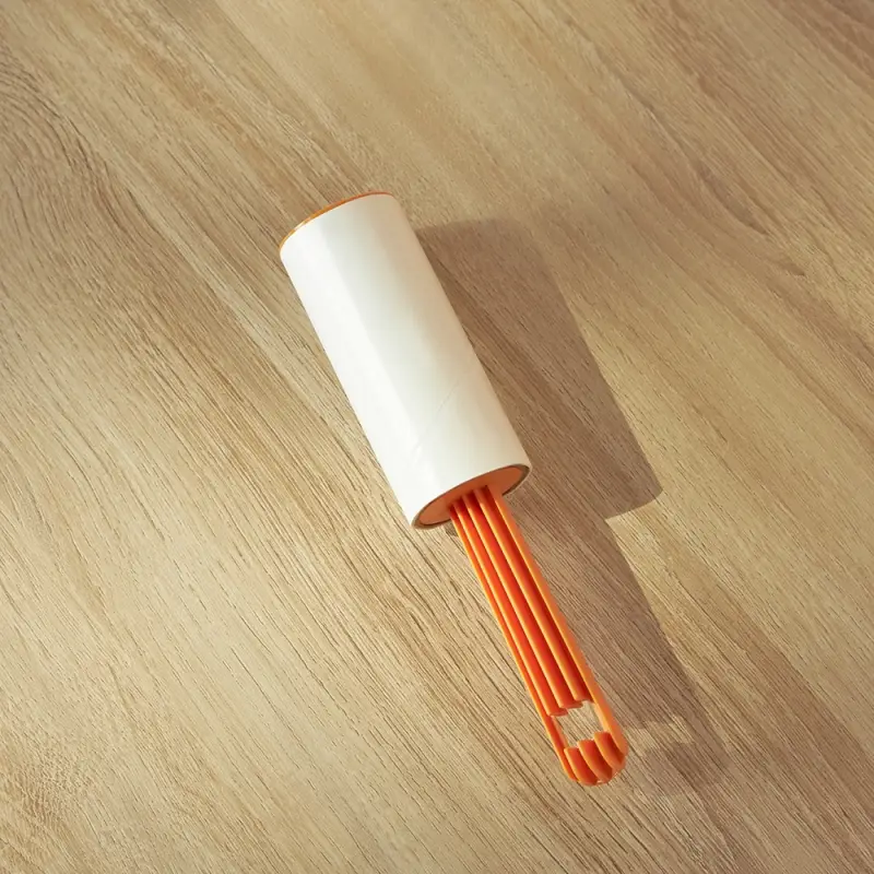 Ролик для чистки одежды + 2 сменных блока тм VETTA, 20 листов