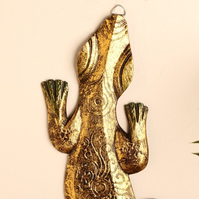 Панно дерево  Панно дерево "Геккон" 48х12,5х1,1 см