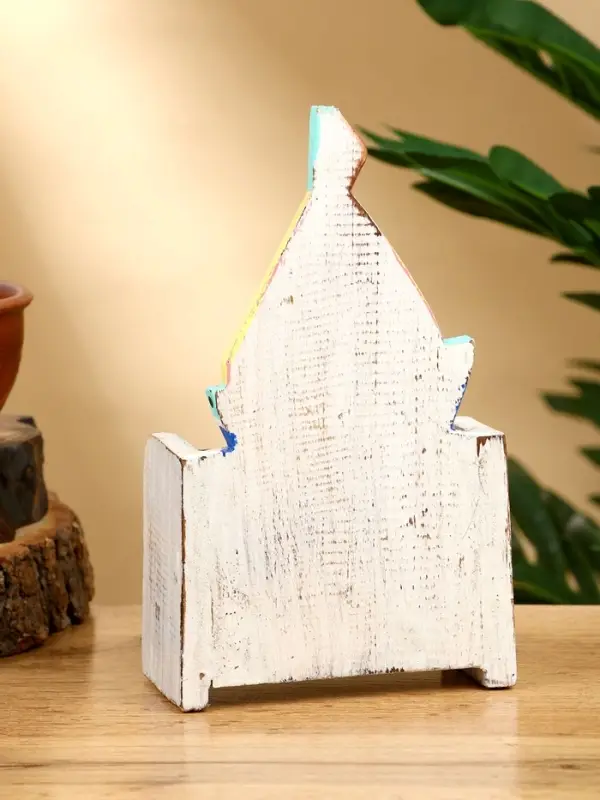 Календарь настольный Календарь настольный "Парусник" дерево 11х5х16 см, цв. жёлтый