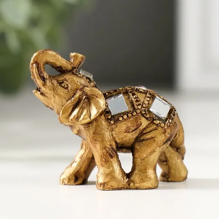 Сувенир полистоун "Маленький слон с мозаикой зеркальной и рубином на попоне" 3,8х3,5х1,8 см   544919