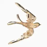 Брошь &laquo;Птица&raquo; ласточка,  цветная в золоте