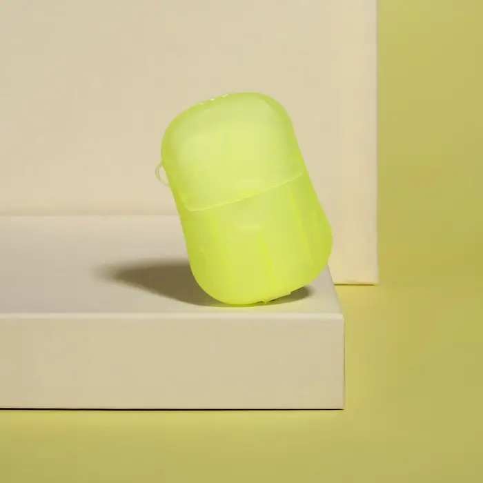 Мыло листовое, в пластинах, 18 (± 2) шт, в футляре, цвет жёлтый