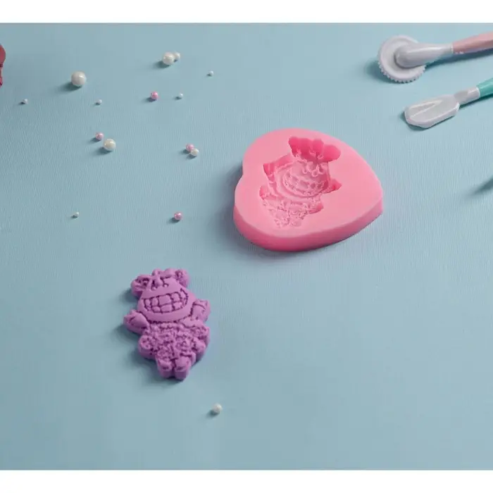 Молд для заливки &laquo;Монстрик&raquo;, силикон, 6.5&times;6.8&times;1.3 см, розовый