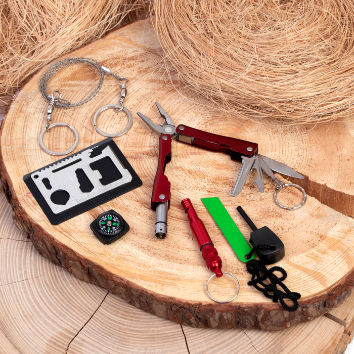 Набор для выживания 6в1: свисток, компас, цепь, карта выжив, кремень, универс нож Набор для выживания 6в1: свисток, компас, цепь, карта выжив, кремень, универс нож