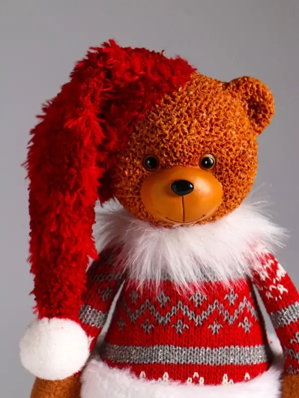 Кукла интерьерная "Медведица в зимнем наряде и колпаке" 14х8,5х45 см