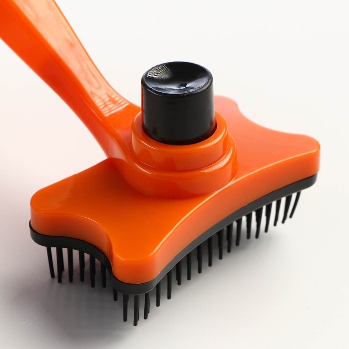 Пуходерка пластиковая Пуходерка пластиковая "Косточка" с самоочисткой, 8,5 х 12,5 см, оранжевая