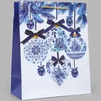 Пакет подарочный ламинированный &laquo;Шары гжель&raquo;, M 26&times;32&times;12 см