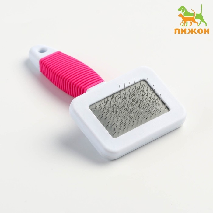 Пуходерка  Пуходерка "Риф" без капель с резиновой ручкой 7 х 14 см, розово-белая