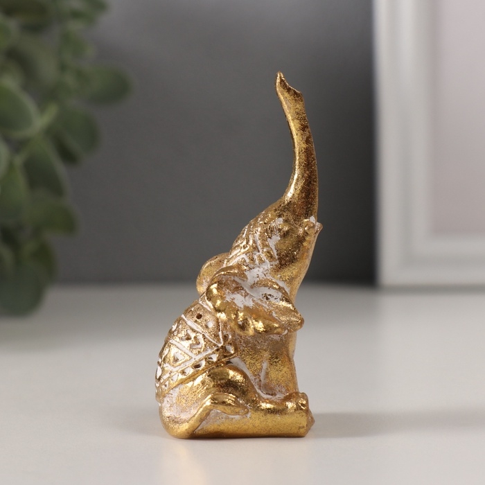 Сувенир полистоун Сувенир полистоун "Слонёнок. Индейские узоры" золото 3,3х3,5х7,5 см