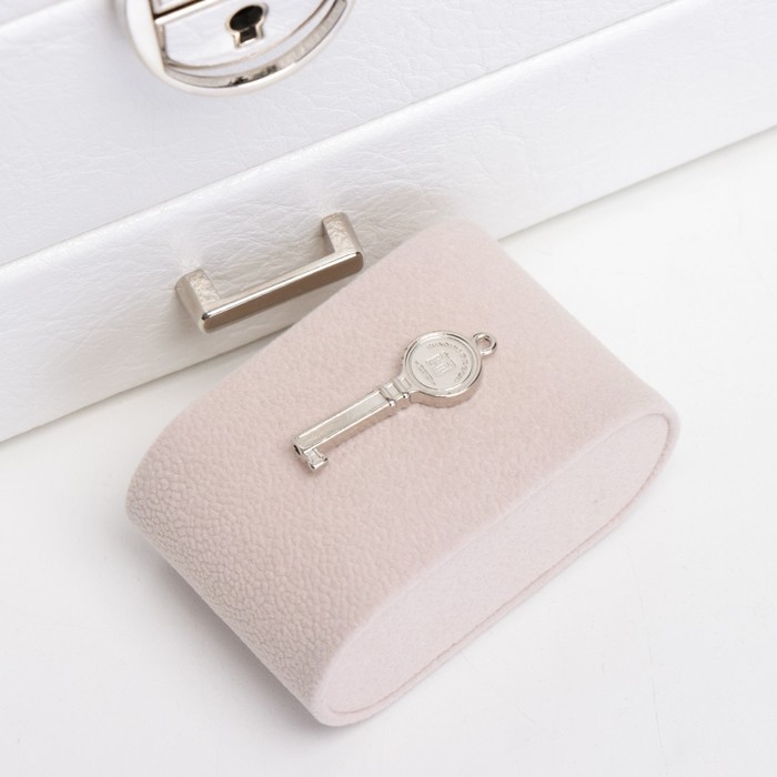 Шкатулка кожзам для украшений  Шкатулка кожзам для украшений "Кабрина" белая 30,5х20х13,5 см