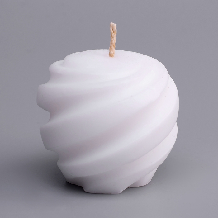 Свеча фигурная  Свеча фигурная "Шар спиральный", 5,5х5,5 см, белая