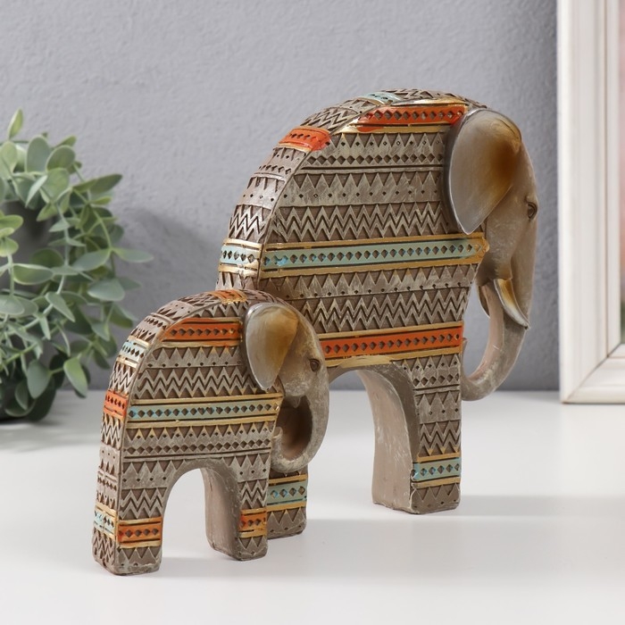 Сувенир полистоун Сувенир полистоун "Слониха и слонёнок. Африканские узоры" мокко 24х6х18 см
