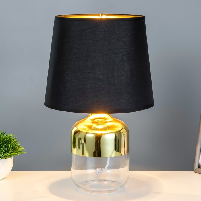 Настольная лампа "Асти" Е27 40Вт золото 25х25х40 см RISALUX