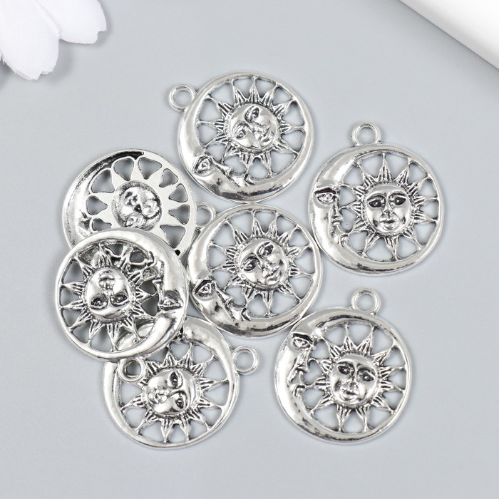 Декор для творчества металл Декор для творчества металл "Месяц и солнце" набор 7 шт серебро 2,4х2,8 см