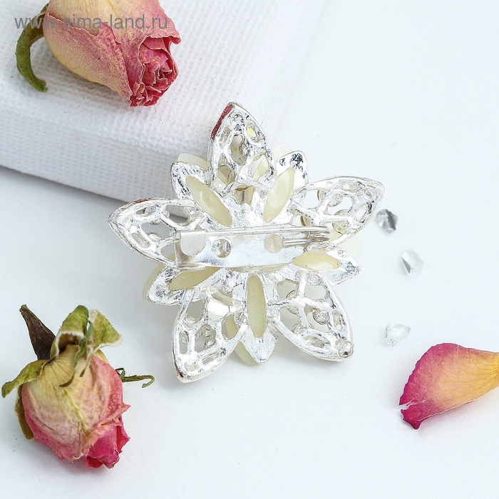 Брошь &laquo;Ассорти&raquo; цветы рисовые, цвет белый в серебре