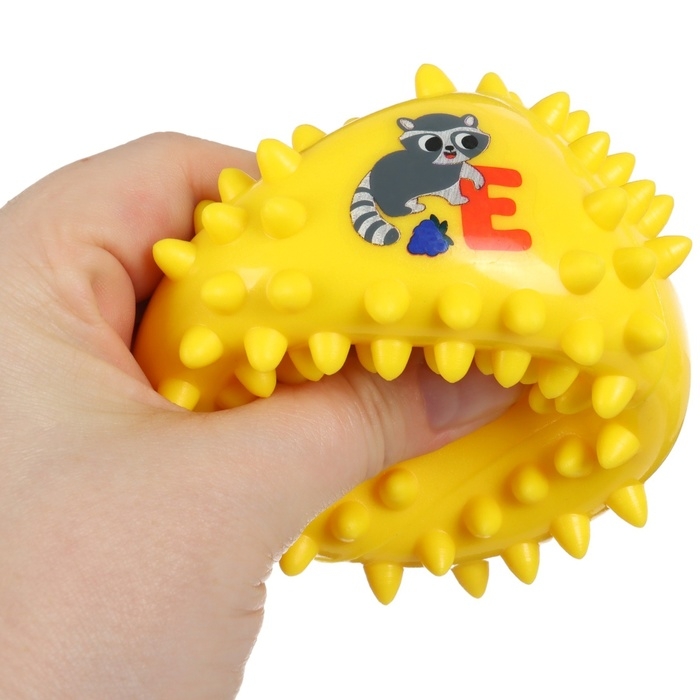 Развивающий тактильный мячик  Развивающий тактильный мячик "Ежик", диаметр 9 см, с пищалкой, в пакете, Крошка Я