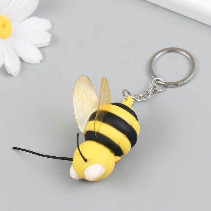 Фонарик кричалка на кольце  Фонарик кричалка на кольце "Пчела" 2,4х2,4х5 см