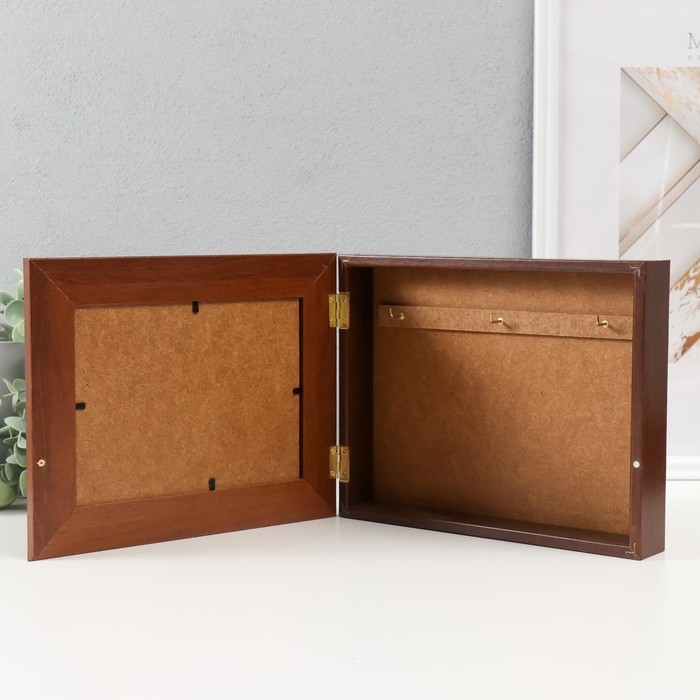 Ключница Ключница "Домик" 19х24 см орех