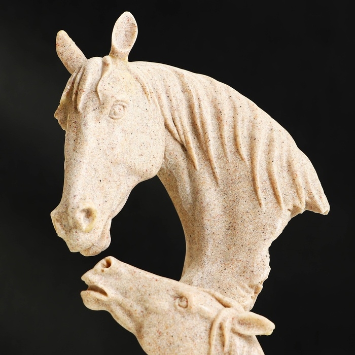 Статуэтка полистоун «Любовь» 10 х 12 х 26 см Статуэтка полистоун «Любовь» 10 х 12 х 26 см