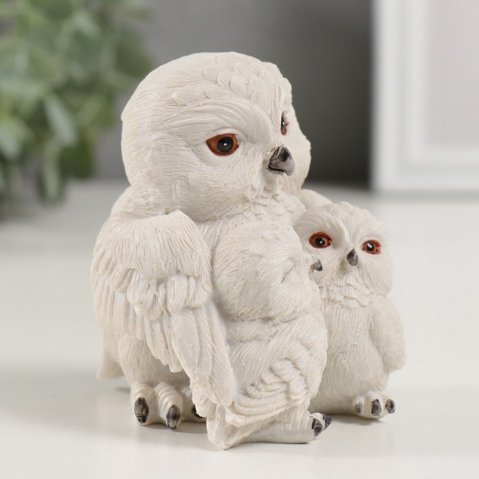 Сувенир полистоун Сувенир полистоун "Семья белых совушек" 8х7х8,5 см