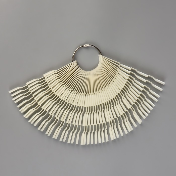 Палитра для лаков на кольце, форма квадрат, 50 шт по 3 ногтя, цвет слоновая кость Палитра для лаков на кольце, форма квадрат, 50 шт по 3 ногтя, цвет слоновая кость