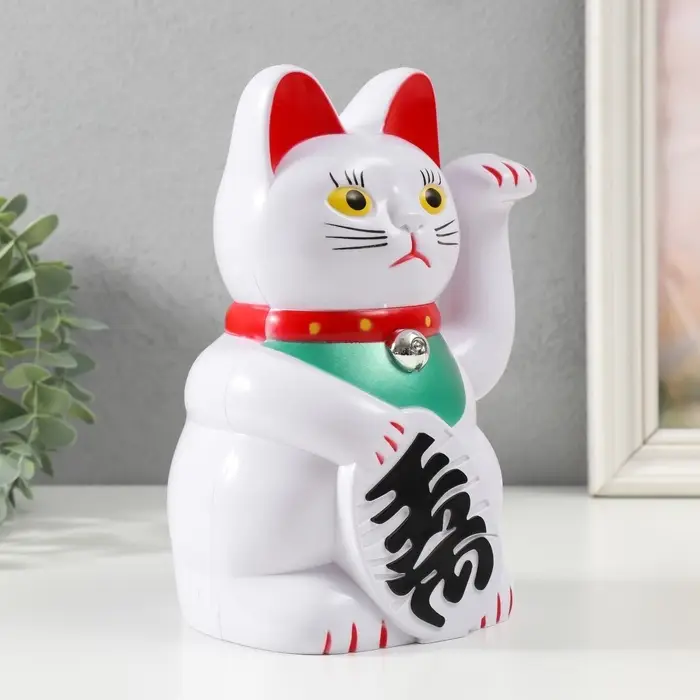 Маятник настольный антистресс &laquo;Манэки-нэко белый&raquo;, пластик, от батареек 2&times;АА, 21&times;14&times;11.3 см