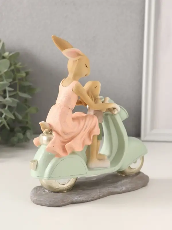 Фигурка полистоун &laquo;Зайки. Мама с сыном на мопеде&raquo;, 16&times;6&times;17.5 см