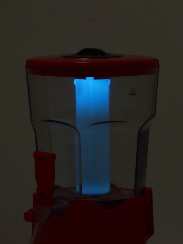 Башня пивная Tavimo, 3 л, ёмкость для льда, подсветка, пластик, красный Башня пивная Tavimo, 3 л, ёмкость для льда, подсветка, пластик, красный