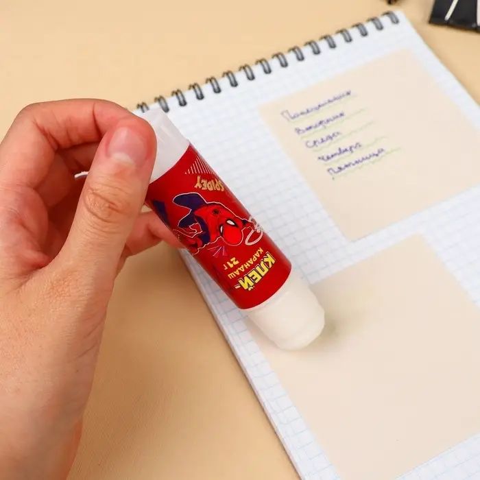 Клей-карандаш PVP 21 г, «Человек-паук» Клей-карандаш PVP 21 г, «Человек-паук»