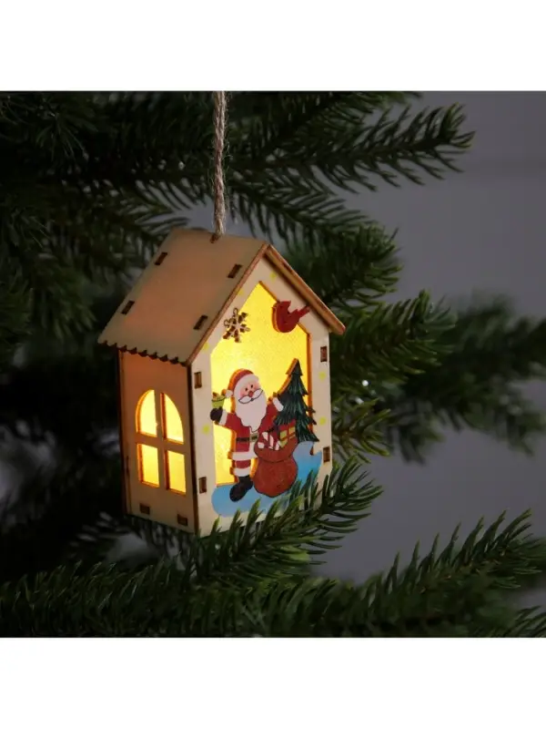 Ёлочная игрушка &laquo;Дед Мороз с подарками&raquo;, 4.5&times;5&times;5.6 см, 1 LED, от батареек, свечение тёплое белое