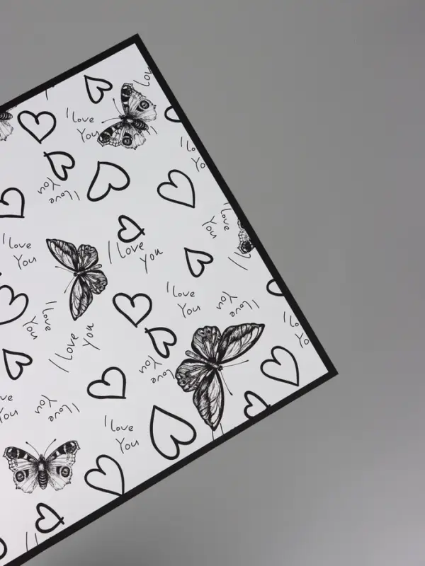 Пленка для цветов, "Бабочки и сердца", 57х57 см