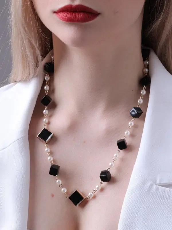 Бусы с жемчугом &laquo;Галантность&raquo;, 90-110 см, чёрно-белые в золоте