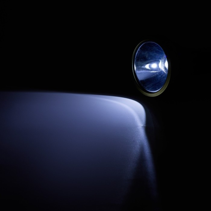 Фонарь ручной аккумуляторный, 30 Вт, 3000 мАч, P50, COB, 20.2 х 9.2 см Фонарь ручной аккумуляторный, 30 Вт, 3000 мАч, P50, COB, 20.2 х 9.2 см