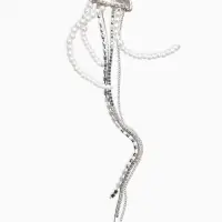 Брошь «Медуза», цвет белый в серебре Брошь «Медуза», цвет белый в серебре