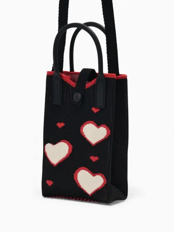 Сумка подр Сердца, 12*4*17, отд на кнопке, дл ремень, черный Сумка подр Сердца, 12*4*17, отд на кнопке, дл ремень, черный