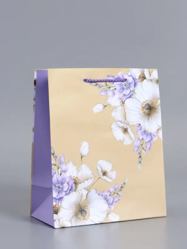 Пакет подарочный ламинированный "Самой нежной" 18 х 22,3 х 10 см