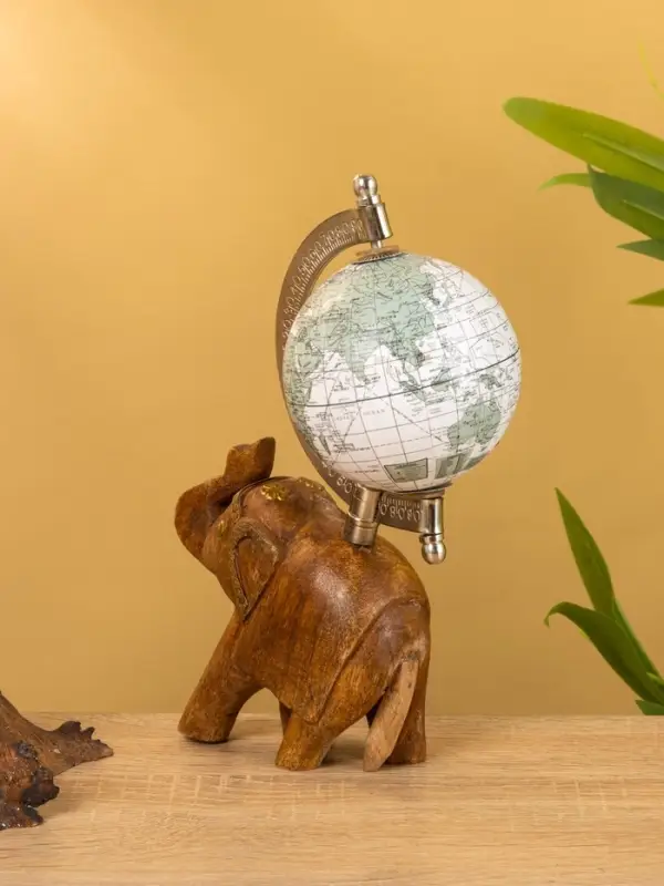 Глобус сувенирный, 11×8×21.5 см, подставка дерево