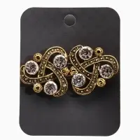 Зажим для кардигана "Ажур", узел, цвет белый в чернёном золоте Зажим для кардигана "Ажур", узел, цвет белый в чернёном золоте