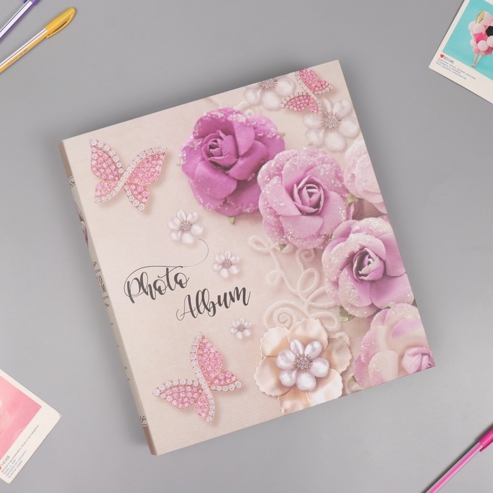 Фотоальбом на 800 фото 10х15 см Фотоальбом на 800 фото 10х15 см "Розы и бабочки" в коробке золотая обводка 5,5х30,5х33,5 см 107494