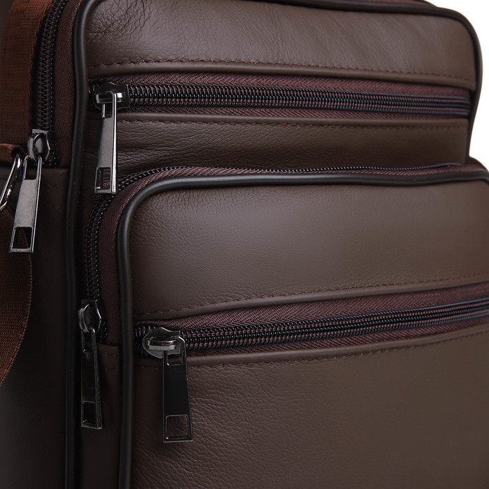 Сумка мужская на молниях, длинный ремень, цвет коричневый