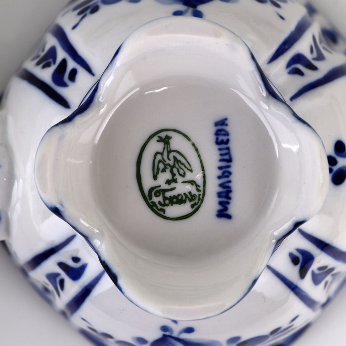 Чайник «Иринка», 21х13х18 см, гжель Чайник «Иринка», 21х13х18 см, гжель