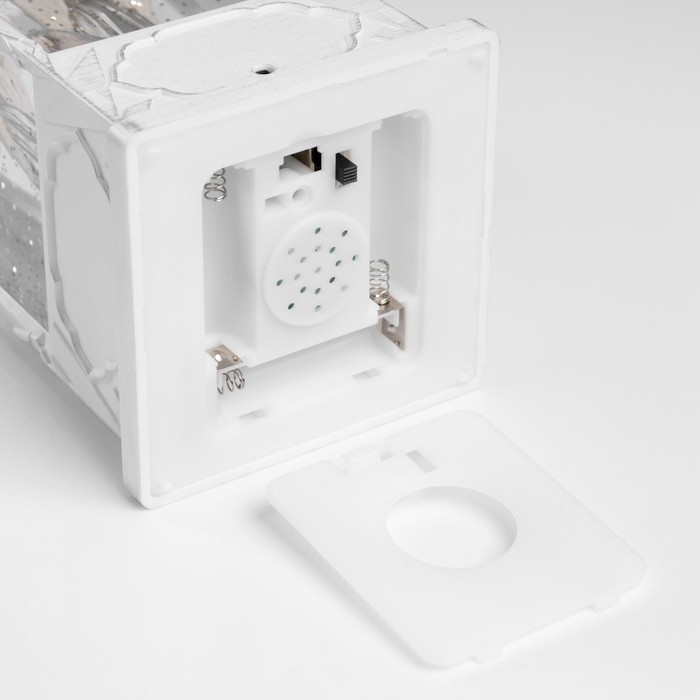 Фигура светодиодная «Новогодняя встреча», 28.4х10.4х10.4 см, музыка, батарейки ААх3 (не в комплекте), USB, свечение тёплое белое Фигура светодиодная «Новогодняя встреча», 28.4х10.4х10.4 см, музыка, батарейки ААх3 (не в комплекте), USB, свечение тёплое белое