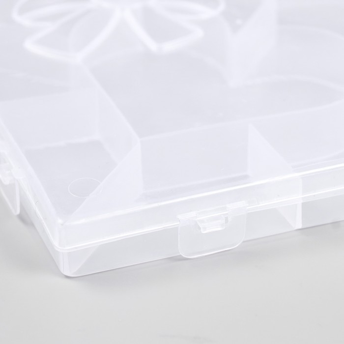 Шкатулка пластик для мелочей "Сердце с бантиком" прозрачная 9 отделений 15,5х14х1,8 см