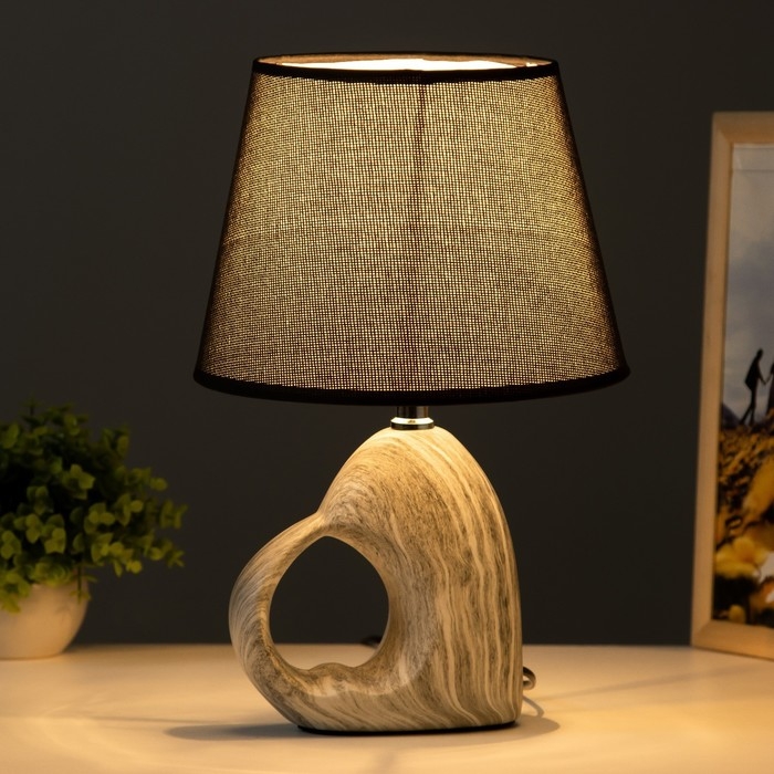 Настольная лампа Настольная лампа "Пьет" E14 40Вт серый 23х23х34 см RISALUX