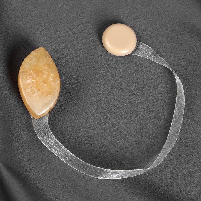 Подхват для штор «Лепесток», 5 × 3,5 см, цвет светло-песочный Подхват для штор «Лепесток», 5 × 3,5 см, цвет светло-песочный