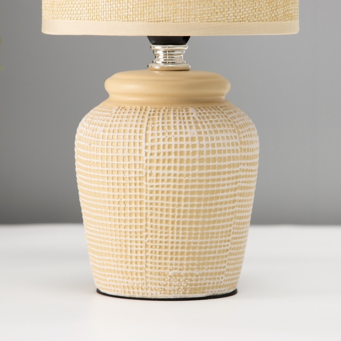 Настольная лампа Настольная лампа "Катрина" Е14 40вт бежевый 13х13х27 см