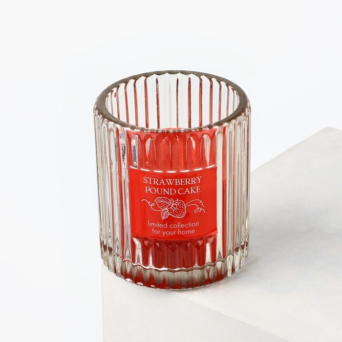 Свеча ароматическая в стекле «Клубника», интерьерная Свеча ароматическая в стекле «Клубника», интерьерная
