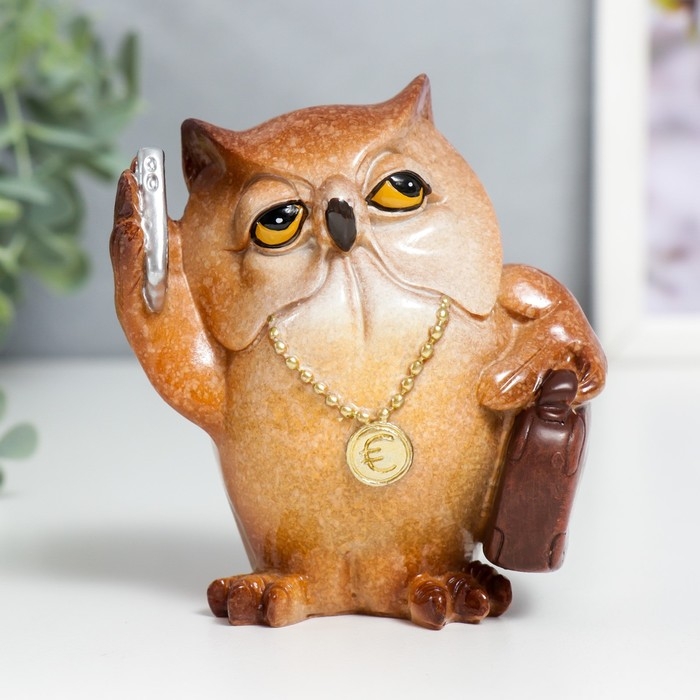 Сувенир полистоун лак Сувенир полистоун лак "Филин - Бизнесмен" 9,5х6х8,8 см