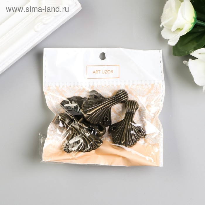 Уголок (ножка) для шкатулки Уголок (ножка) для шкатулки "Старинная" 4,8х3,7 см С-019