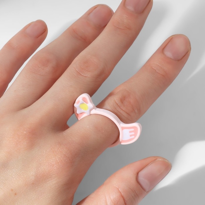 Кольцо «Монстрик» уши, цвет бело-розовый, безразмерное Кольцо «Монстрик» уши, цвет бело-розовый, безразмерное